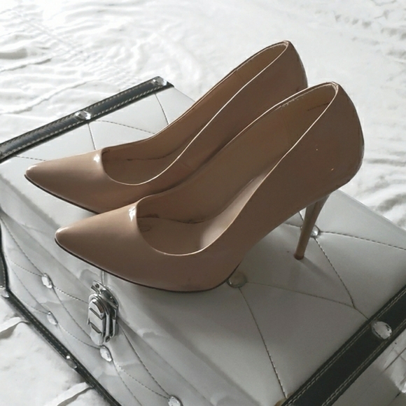 💖 LE CHATEAU Stilleto Heels - Size 8 - Picture 2 of 8